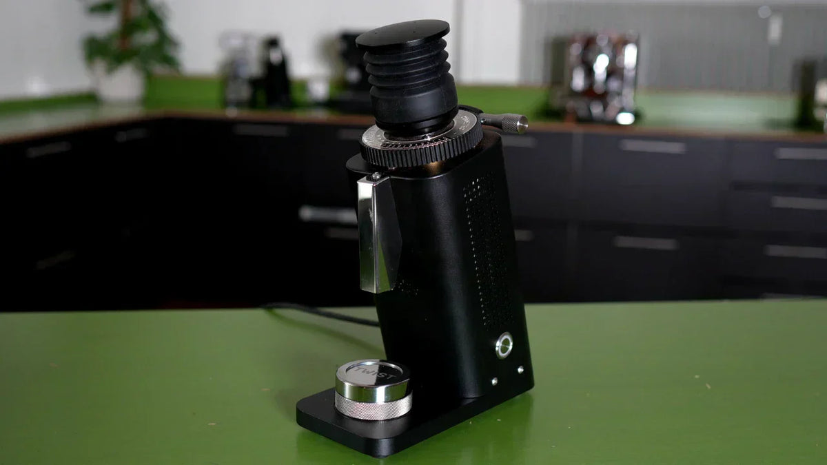 Profitec Twist SD54 – Single Dosing Espressomühle im Test