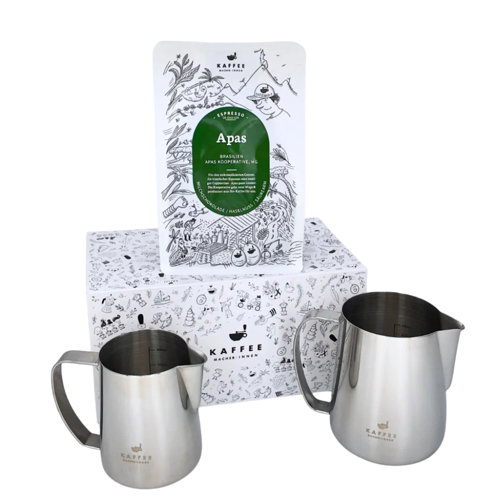 Geschenkset mit zwei Milchkännchen in unterschiedlichen Größen, einem Espresso und Geschenkverpackung.